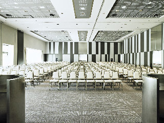 Move Hotel