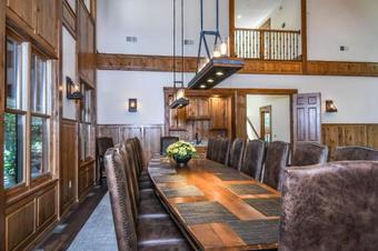 The Haven Eight-bedroom Holiday Home