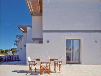 One-bedroom Apartment In San Cataldo (le)