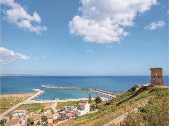 Four-bedroom Holiday Home In Menfi Ag