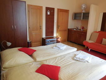 Hotel Penzi�n Hradbov�
