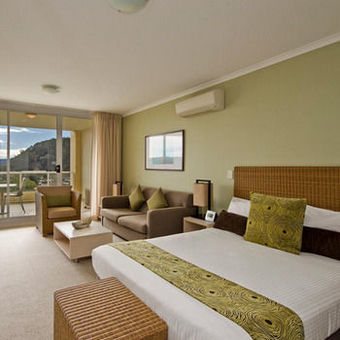 Hotel Mantra Ettalong Beach