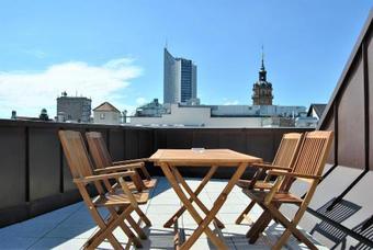 Apartamento City-zimmer Mit Terrasse
