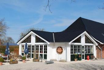 Wellness - Ferienhaus Steilk�ste - [#57930]