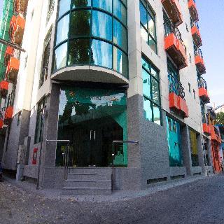 Hotel Mookai Suites