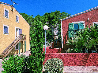 Residencia Eden Roc(.)