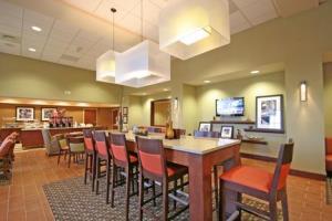 Hotel Hampton Inn And Suites-winston-salem/university