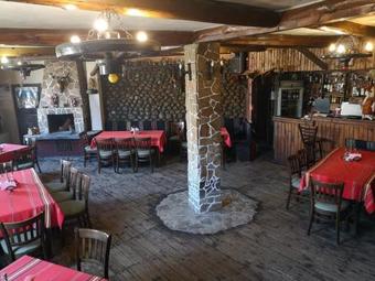 Hostal Andreevi Guest House