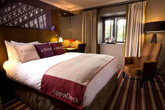 Village Leeds North - Hotel & Leisure Club