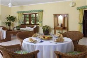 Hotel Lifestyle Crown Residence Suites