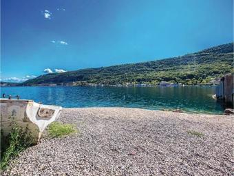 Two-bedroom Apartment In Bakar