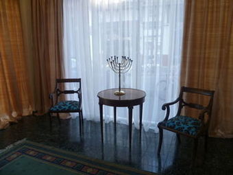 Triton Hotel