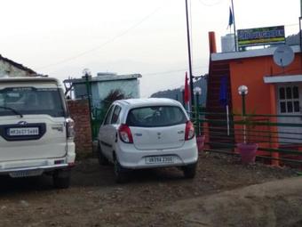 Hostal The Dhanolti Groove Garden
