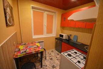 Apartment On Bredova 3