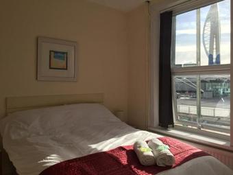 Bed & Breakfast Lady Hamilton