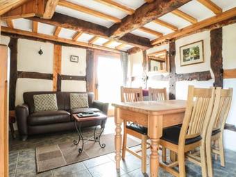 Stable End, Leominster