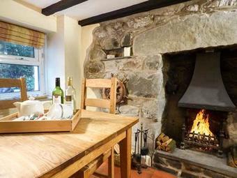 Bodlondeb, Llwyngwril