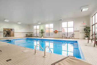 Hotel Quality Inn & Suites