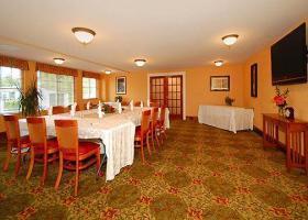 Quality Inn & Suites Evergreen Hotel