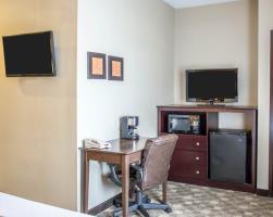 Hotel Comfort Suites