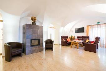 Hotel V�senhuber