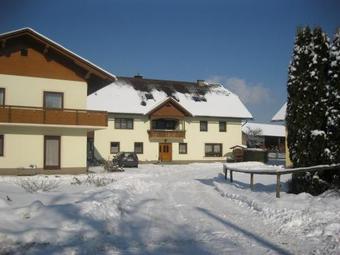 Agroturismo Familienparadies Zeislerhof