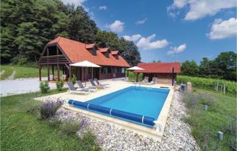 Three-bedroom Holiday Home In Donja Stubica