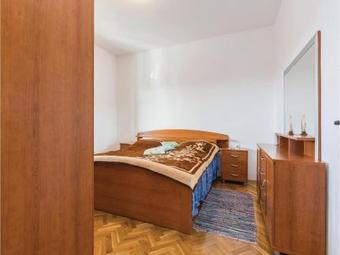 Two-bedroom Apartment In Dracevac Ninski