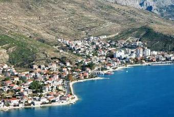 Apartments With A Parking Space Dugi Rat (omis) - 15417