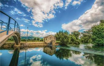 Four-bedroom Holiday Home In Zagvozd