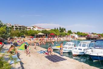 Apartment Sveti Petar 3251c