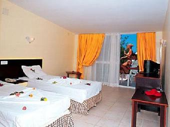 Hotel Club Mersin Beach