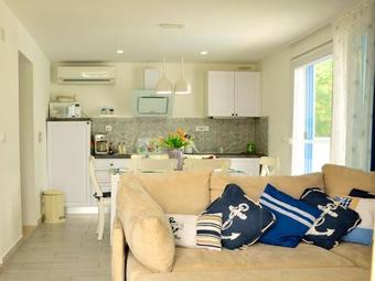 Villa Anna With Pool, Zadar County