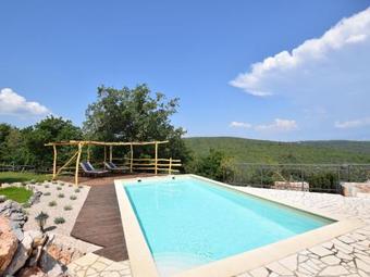 Luxurious Holiday Home In Risika With Private Beach