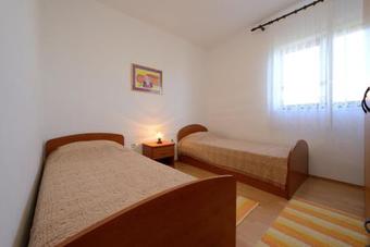 Apartments Mirela 30
