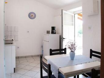 Apartment Starcevic (mlk352)