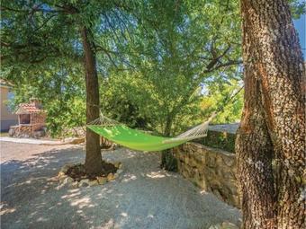 One-bedroom Holiday Home In Rasopasno