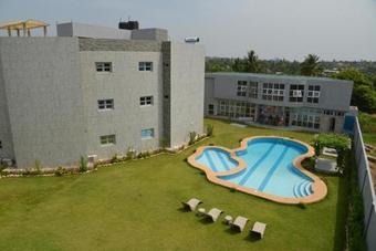 Jess Hotel Kpalim�