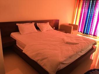 Hotel Orchid Blue