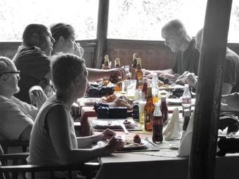 Hotel Supreme Adventure Park Bunyonyi