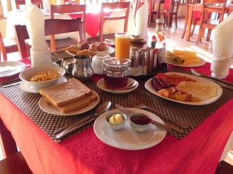 Pakuba Safari Lodge