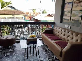 Hostal Best House Guest House