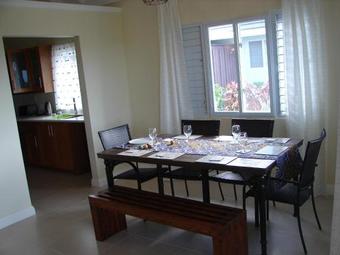 Villa Sea Views At Richmond