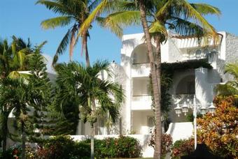 Hotel Casuarina Resort And Spa