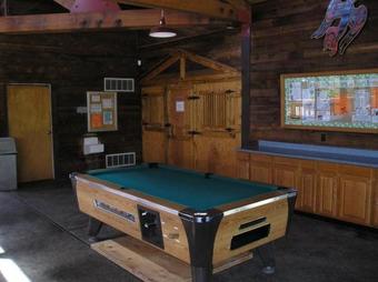 Mount Vernon Camping Resort Studio Cabin 4
