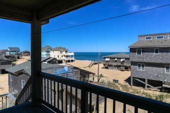 Outer Banks Motel-cape And Tower Cottages