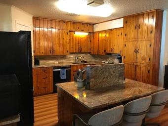 Lodge Valentine Lakeside