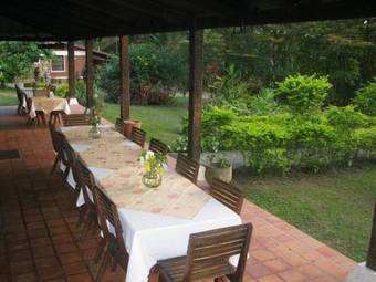 Hotel De Selva El Puente