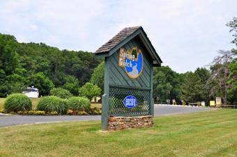 Spring Gulch Lakefront Park Model 5