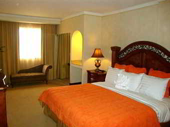 Hotel Clarion Suites Mediterraneo